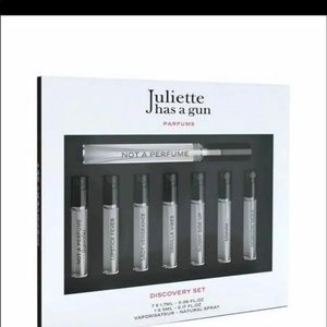 Juliette has a gun discovery set